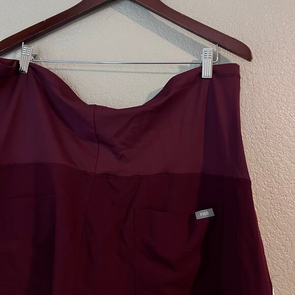 NWT Figs Zamora Maternity Scrub Pants Jogger XXL Tall Burgundy Red New - Picture 8 of 9
